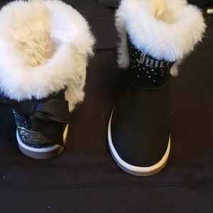 Shoe